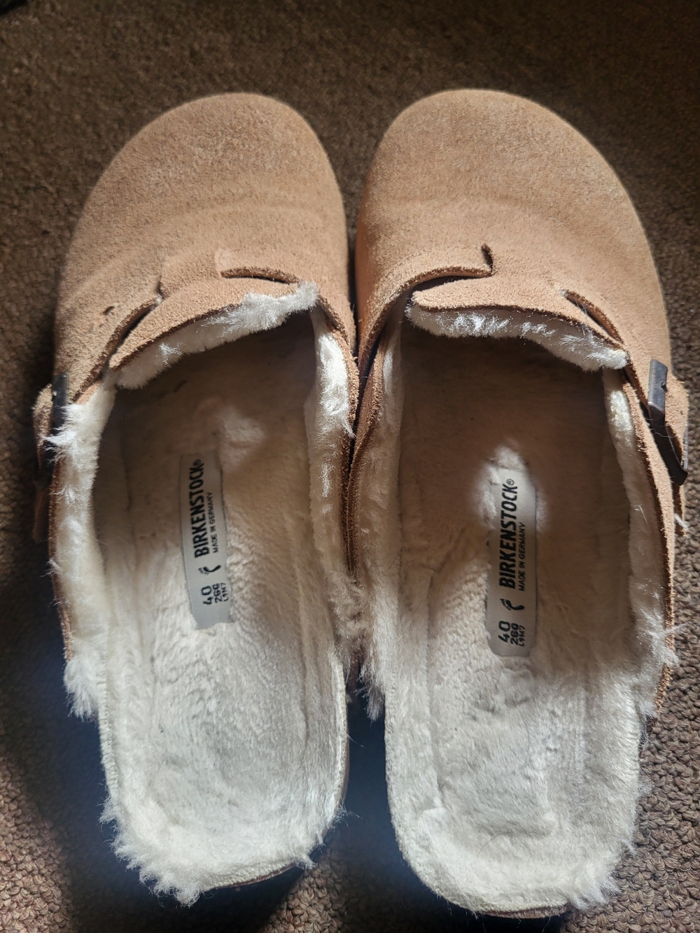 Birkenstock Suede Tan~Shearling Lined~Mule Clogs~Size 40. - Picture 10 of 13